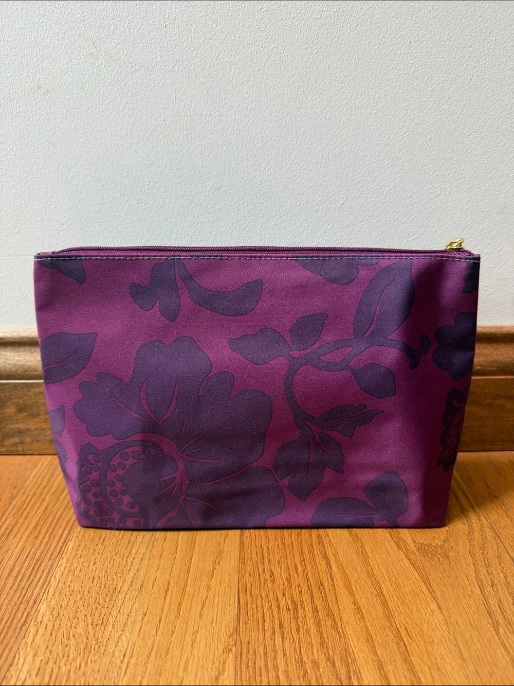 NEW Estée Lauder Make Up Bag Set Purple Floral Vacation Cruise Travel Toiletries